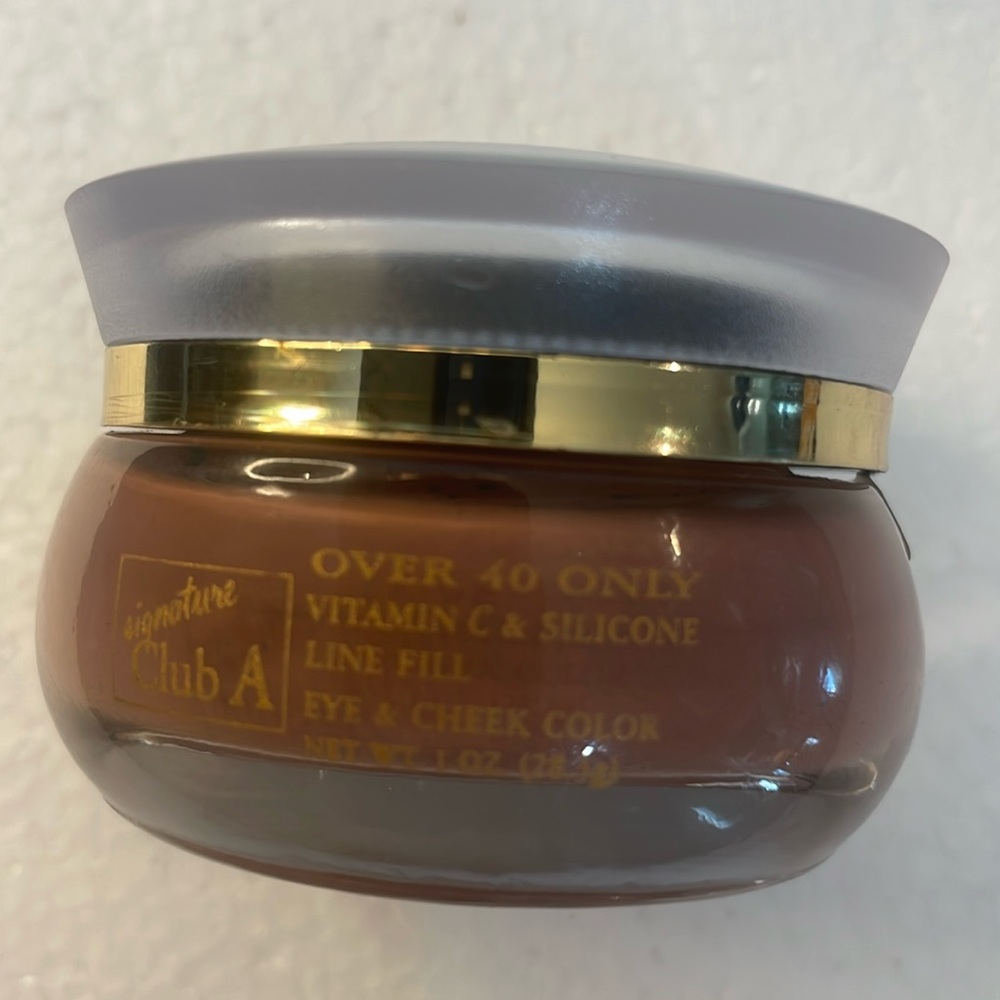 Signature club A over 40 Only vitamin C Silicone line fill eye cheak col…